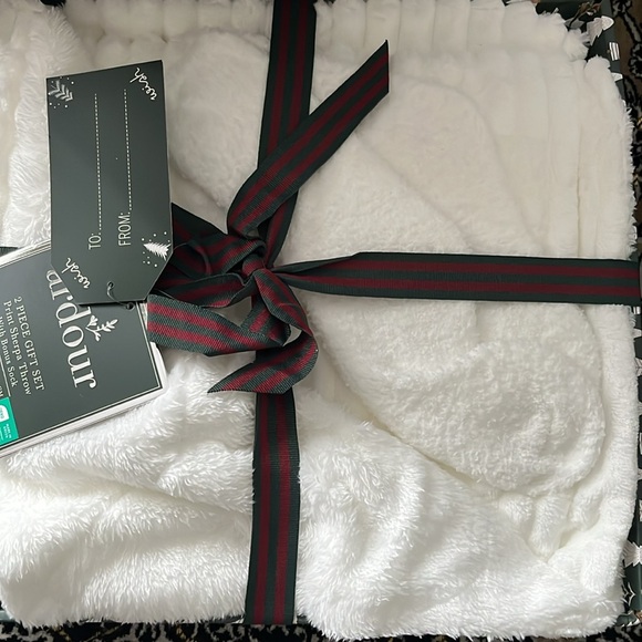 Ardour 2 piece gift set print sherpa throw with bouns sock - Picture 2 of 4